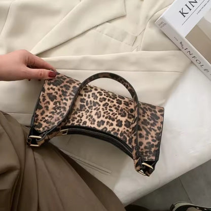 RÉVOLTE™ Chic Leopard Shoulder Purse